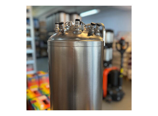 Vaskefat tappelinjer 4-veis 15 L 4 ut, 1 inn – Cornelius ball lock 