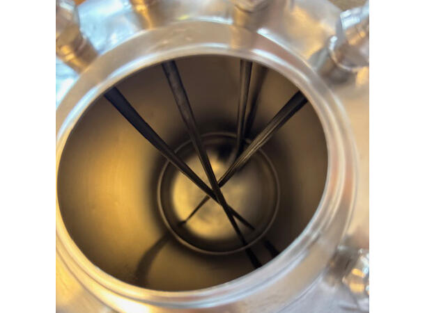 Vaskefat tappelinjer 4-veis 15 L 4 ut, 1 inn – Cornelius ball lock 